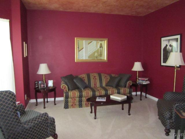 5396 Clauser Road Orefield, PA 18069 - Photo 4 of 24 Gallery Image 4