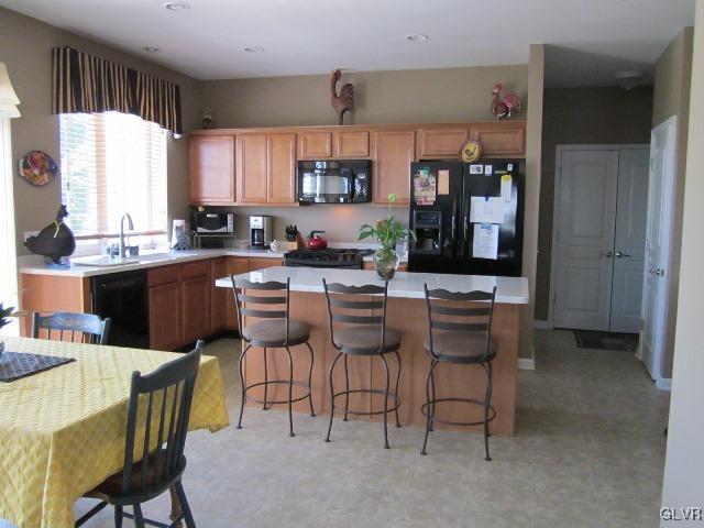 5396 Clauser Road Orefield, PA 18069 - Photo 6 of 24 Gallery Image 6