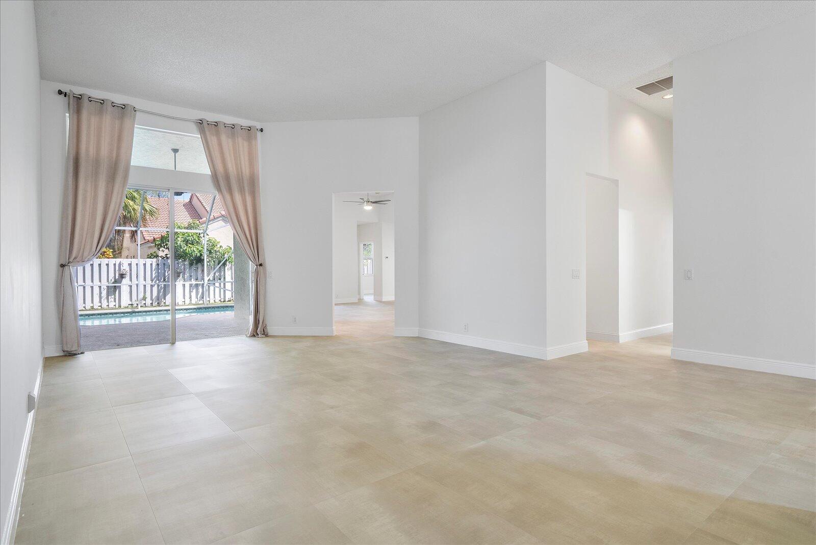 970 Greenwood Road Weston, FL 33327 - Photo 10 of 46 10-970 Greenwood Rd_10