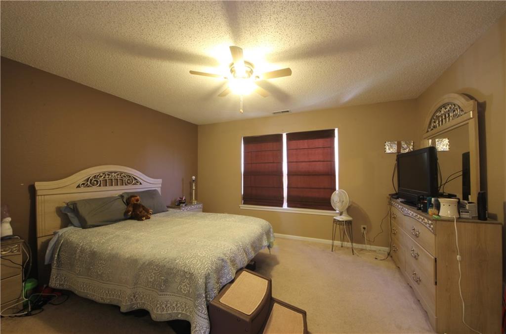 5122 Milhouse Road Indianapolis, IN 46221 - Photo 5 of 11