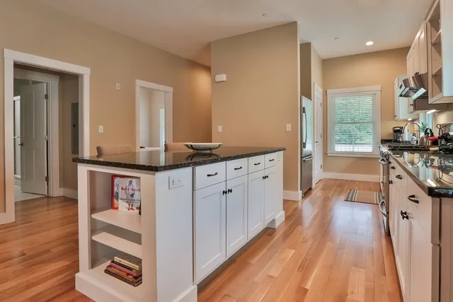 $567,000 | 26 North Main Street, Unit 3, Mont Vernon, NH 03057