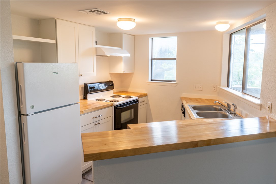 2500 Burleson Road, Unit 614 Austin, TX 78741 - Photo 1 of 1