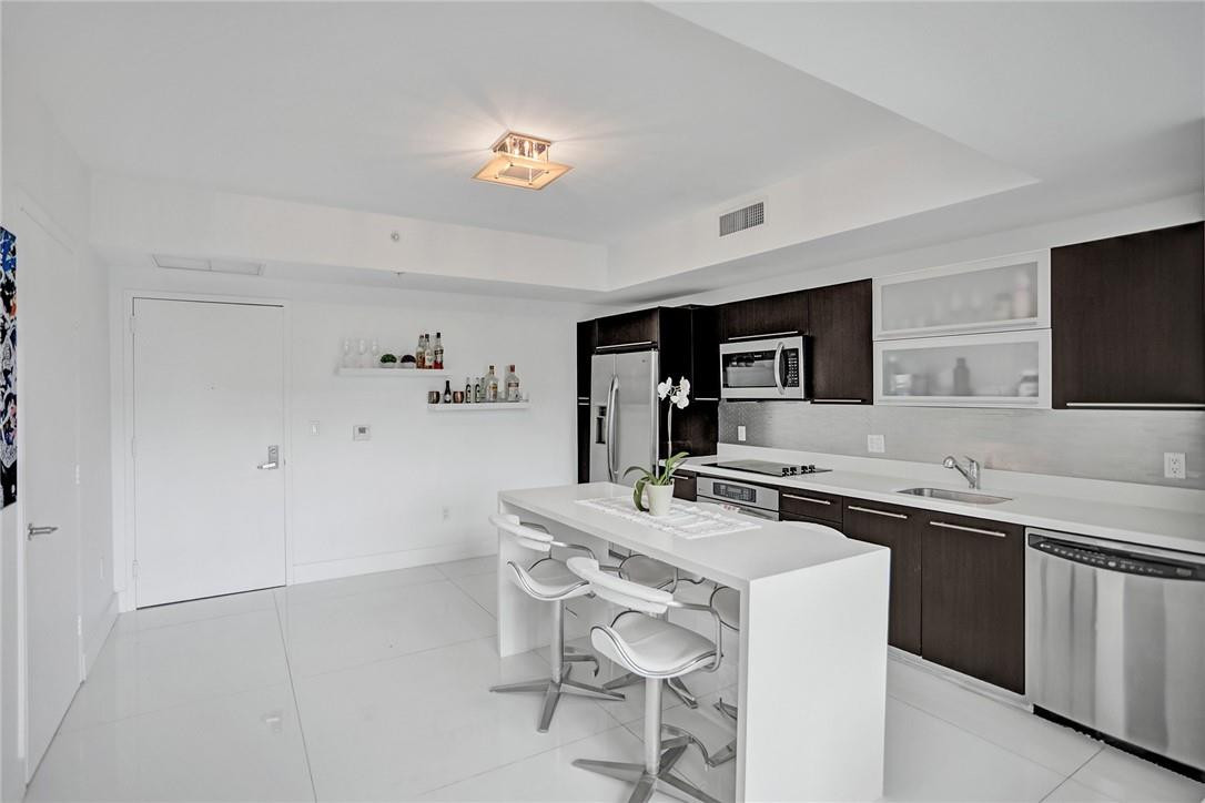 90 Southwest 3rd Street, Unit TH300B Miami, FL 33130 - Photo 13 of 33 Photo 13