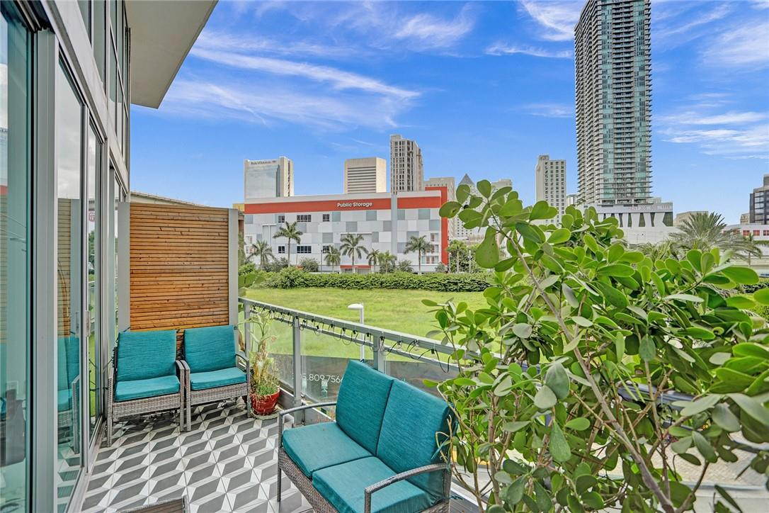 90 Southwest 3rd Street, Unit TH300B Miami, FL 33130 - Photo 18 of 33 Photo 18