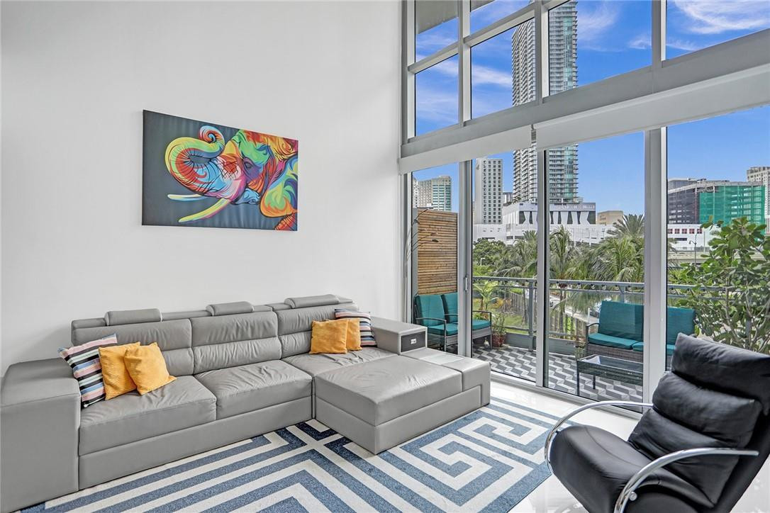90 Southwest 3rd Street, Unit TH300B Miami, FL 33130 - Photo 5 of 33 Photo 5