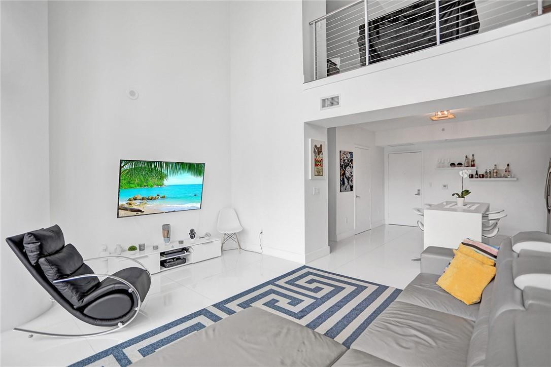 90 Southwest 3rd Street, Unit TH300B Miami, FL 33130 - Photo 7 of 33 Photo 7