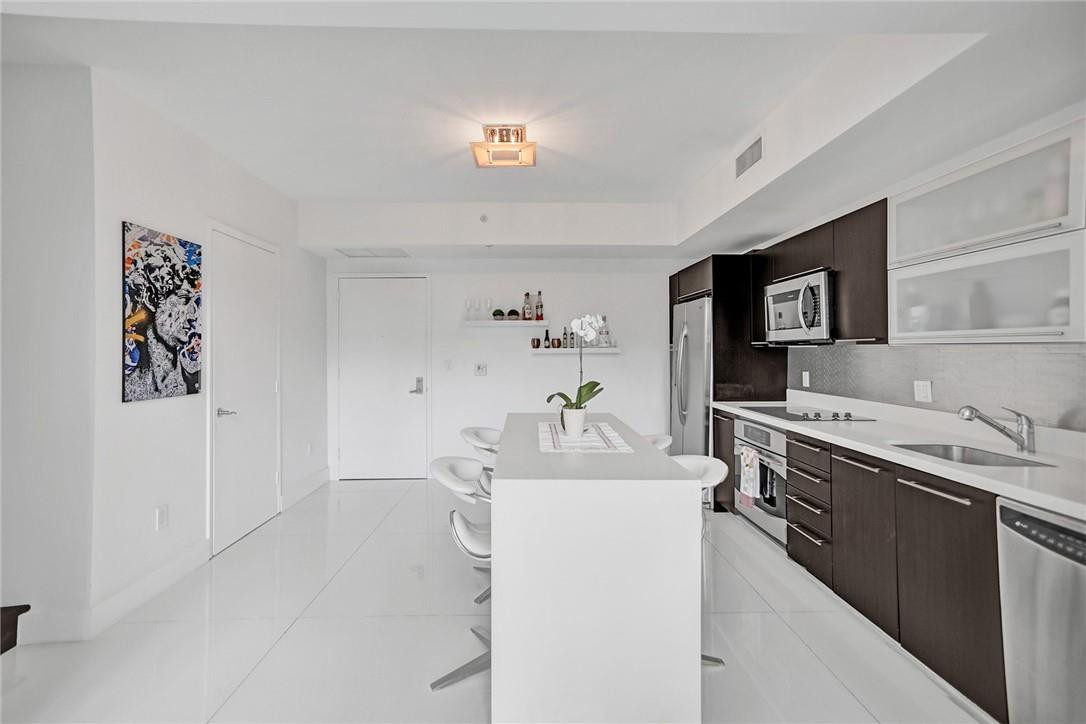 90 Southwest 3rd Street, Unit TH300B Miami, FL 33130 - Photo 9 of 33 Photo 9