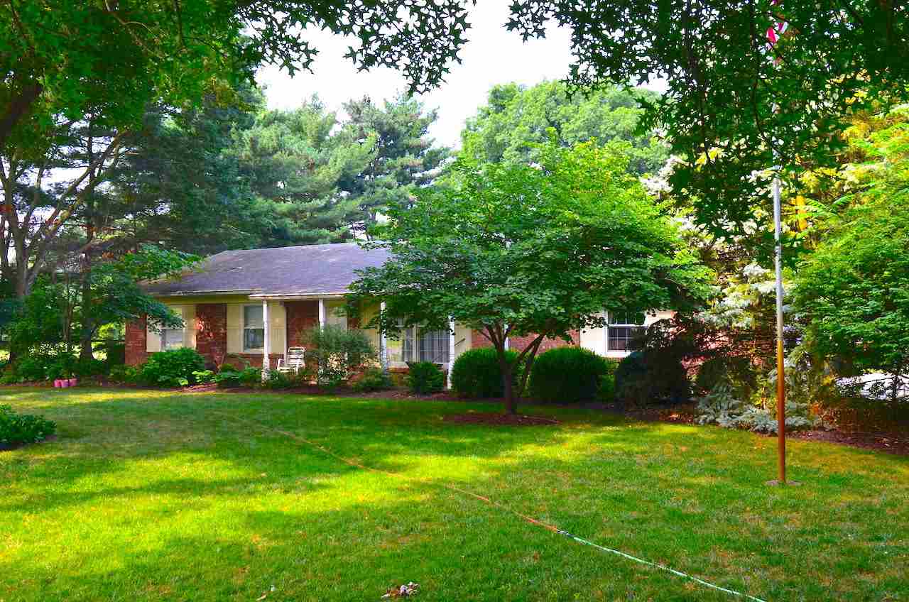 7151 Hazelett Road Fort Wayne, IN 46835 - Photo 2 of 32