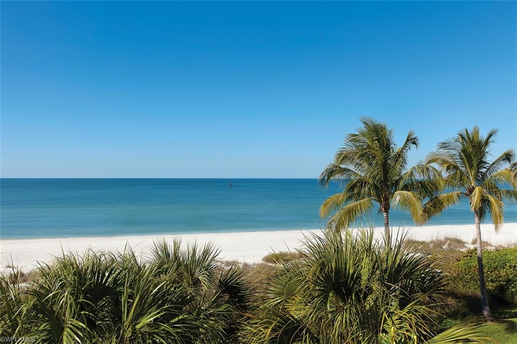 2900 Crayton Road Naples, FL 34103 - Photo 33 of 39 Private beach access