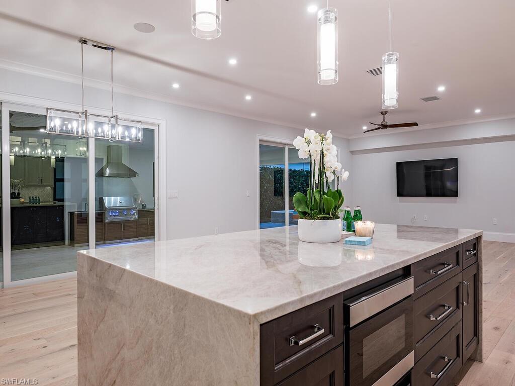 2900 Crayton Road Naples, FL 34103 - Photo 10 of 39 Beautiful outdoor kitchen….