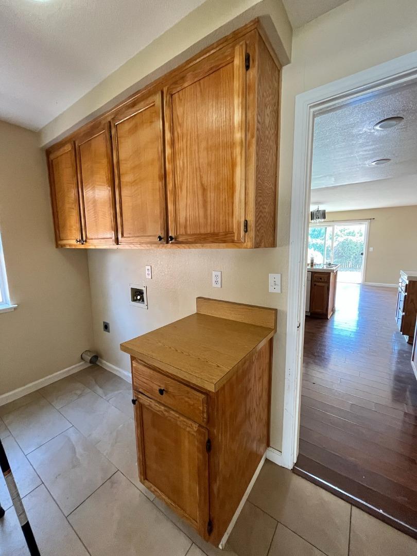 4259 Merced Circle Antioch, CA 94531 - Photo 16 of 21 a kitchen with a stove and a sink