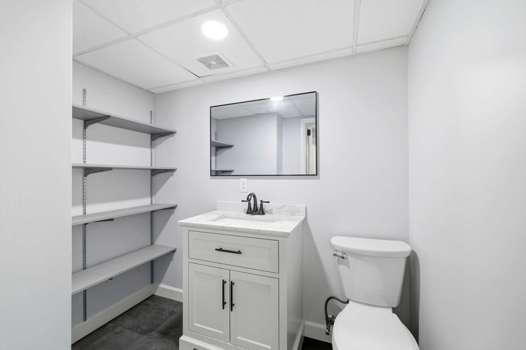 168 Keddy Street Springfield, MA 01109 - Photo 19 of 20