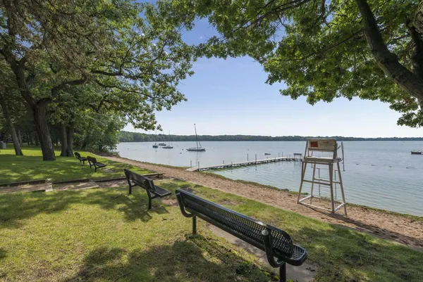 $975,000 | 1 Hill Farm Court, Unit 205, North Oaks, MN 55127