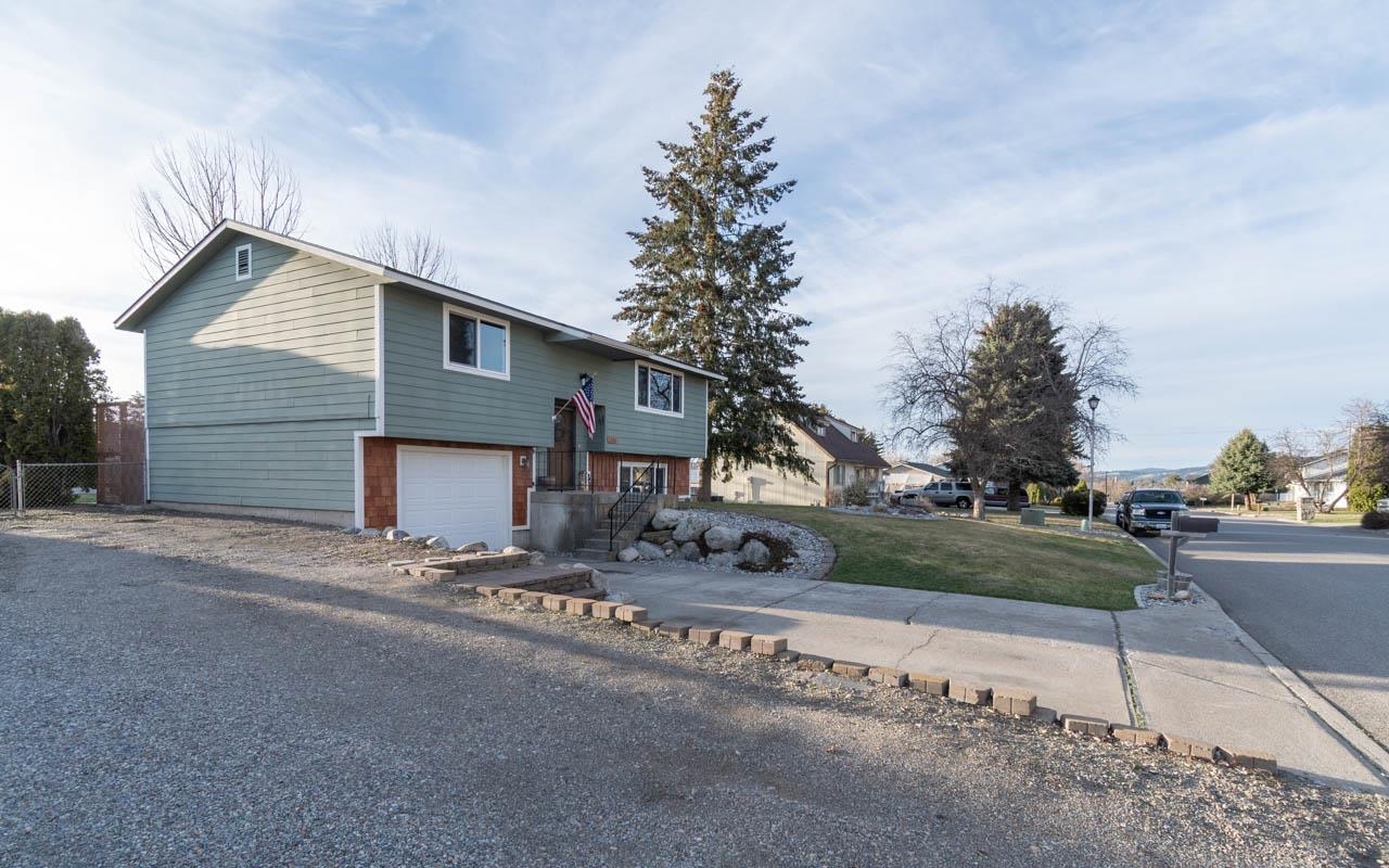 1304 South Best Road Spokane Valley, WA 99037 - Photo 4 of 34