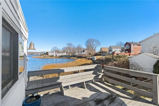 $2,500 | 15 Cedar Avenue, Unit 2, Portsmouth, RI 02871