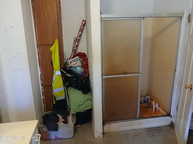 a view of walk in closet
