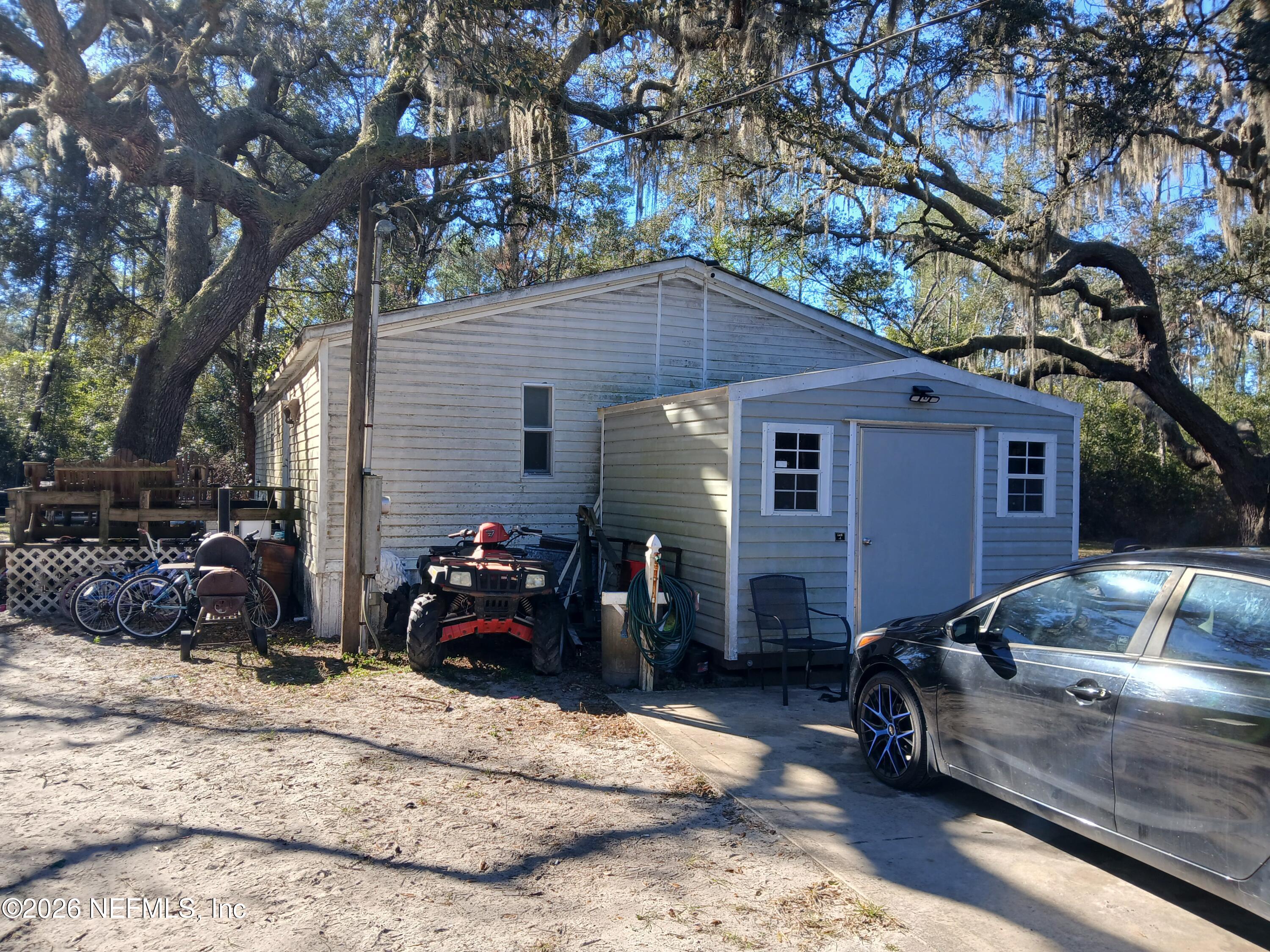 136 Powerline Road Melrose, FL 32666 - Photo 2 of 32 20260116_103749