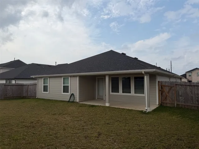 $2,150 | 2913 Willow Gulch Way, Rosenberg, TX 77469