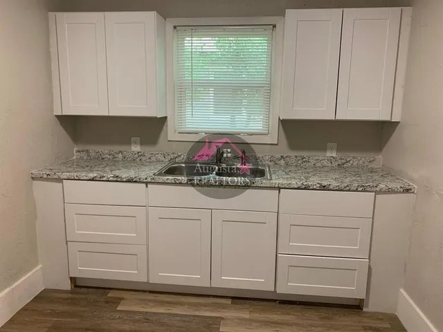 $900 | 1658 Orange Street, Abilene, TX 79601