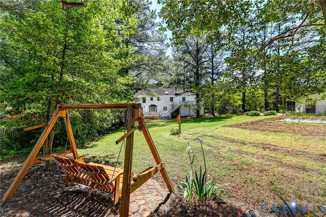 5201 Stone Horse Road Glen Allen, VA 23059 - Photo 51 of 54 a view of a backyard