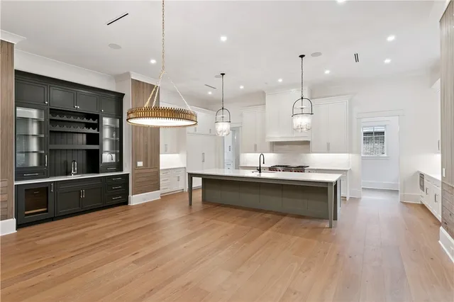 $3,850,000 | 41 Marlin Lane, St. Simons Island, GA 31522