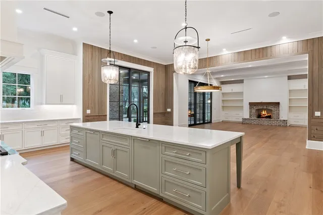 $3,850,000 | 41 Marlin Lane, St. Simons Island, GA 31522