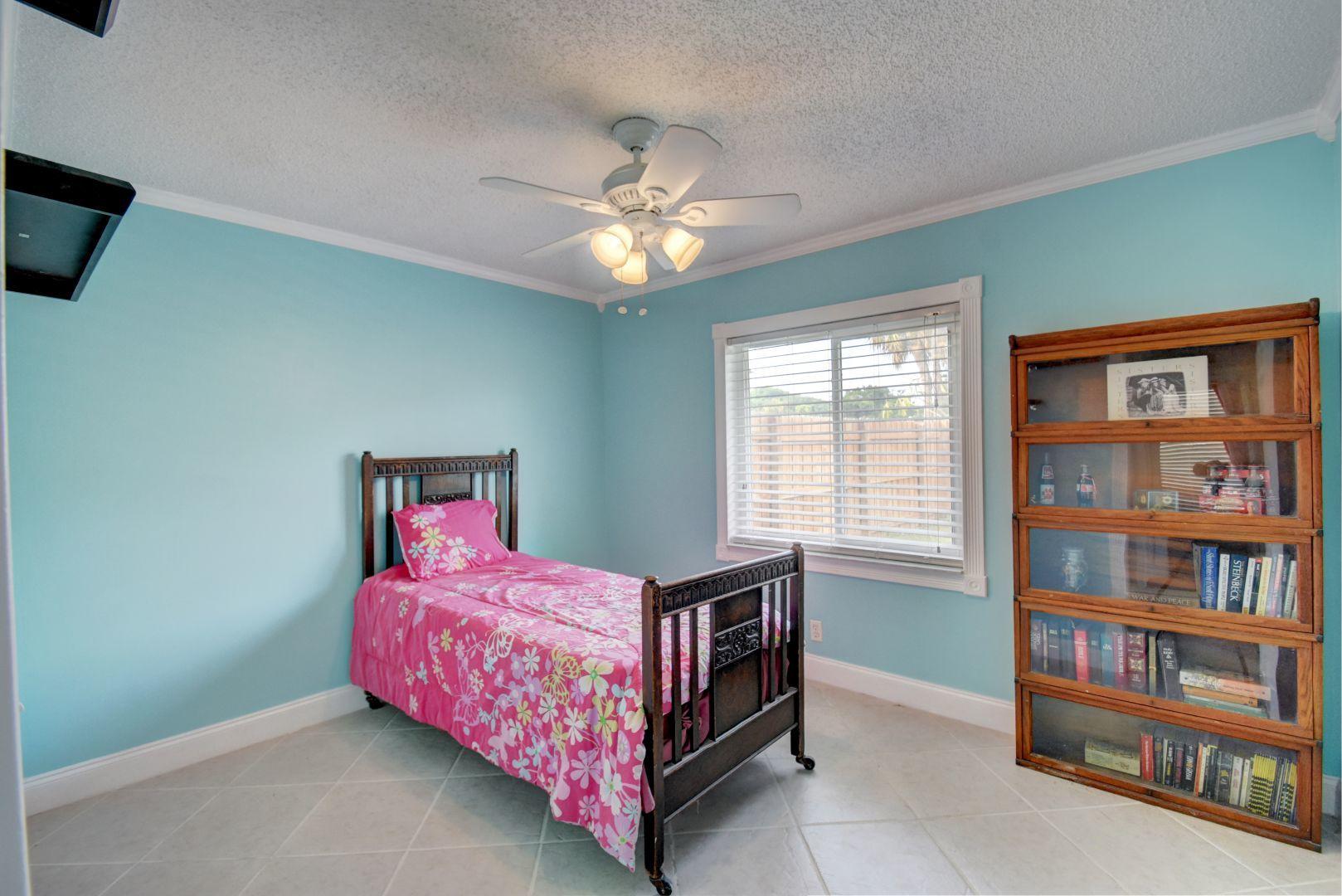 9236 Southampton Place Boca Raton, FL 33434 - Photo 20 of 28 Bedroom #2