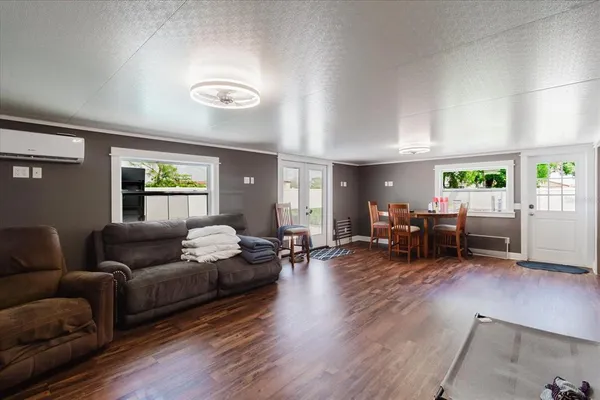 $1,125,000 | 8105 Brower Drive, Bradenton, FL 34211