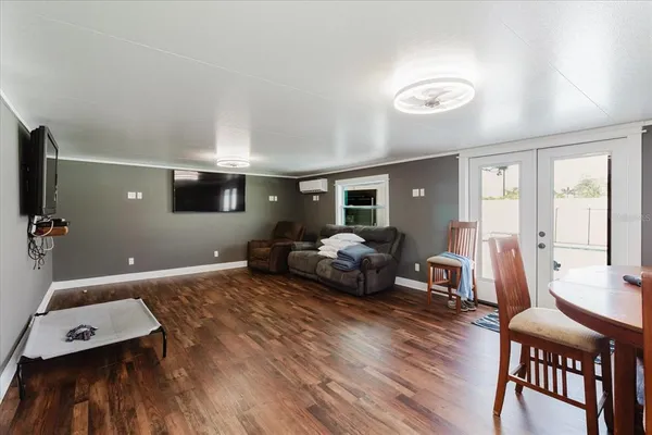 $1,125,000 | 8105 Brower Drive, Bradenton, FL 34211