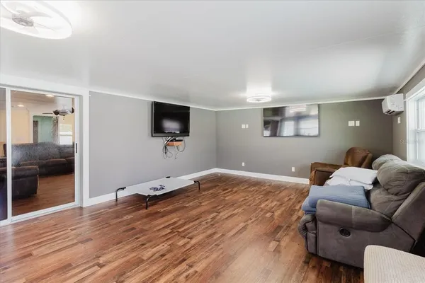 $1,125,000 | 8105 Brower Drive, Bradenton, FL 34211