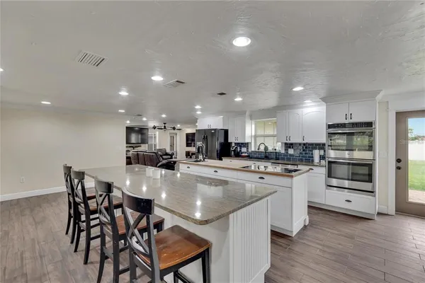 $1,125,000 | 8105 Brower Drive, Bradenton, FL 34211