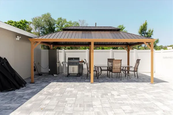 $1,125,000 | 8105 Brower Drive, Bradenton, FL 34211