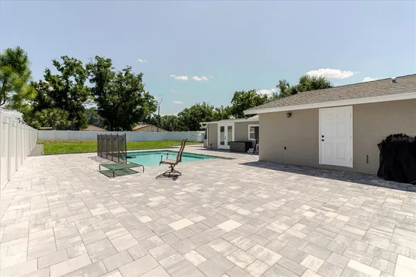 $1,125,000 | 8105 Brower Drive, Bradenton, FL 34211