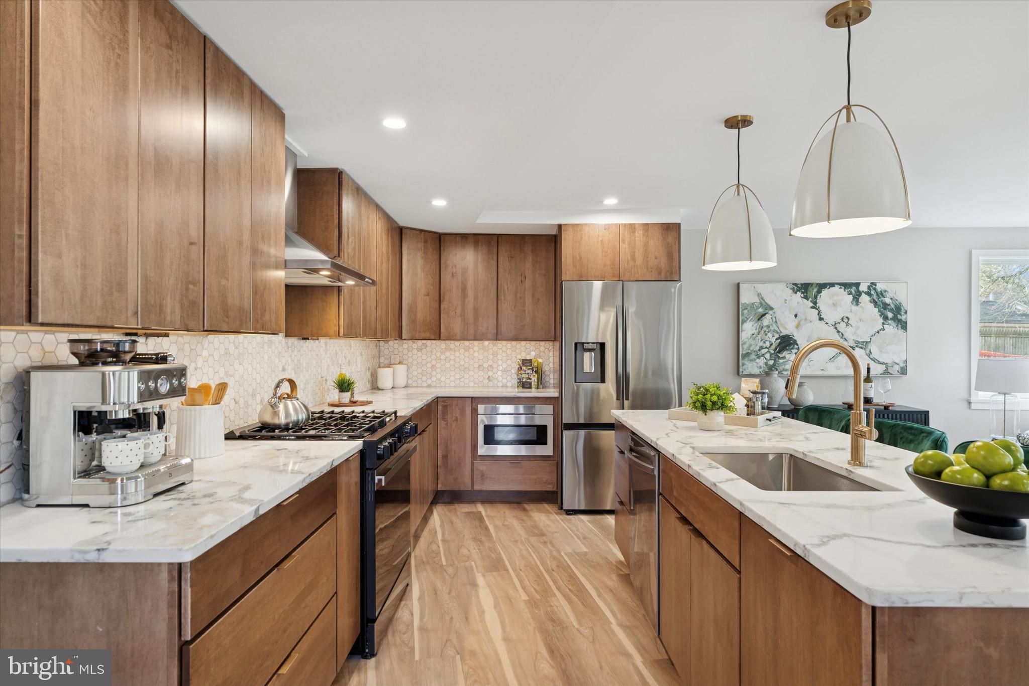 410 Sandy Bank Road Media, PA 19063 - Photo 6 of 53