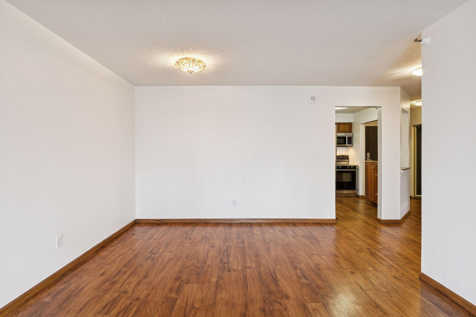 78 10th Street East, Unit 806 St. Paul, MN 55101 - Photo 6 of 43