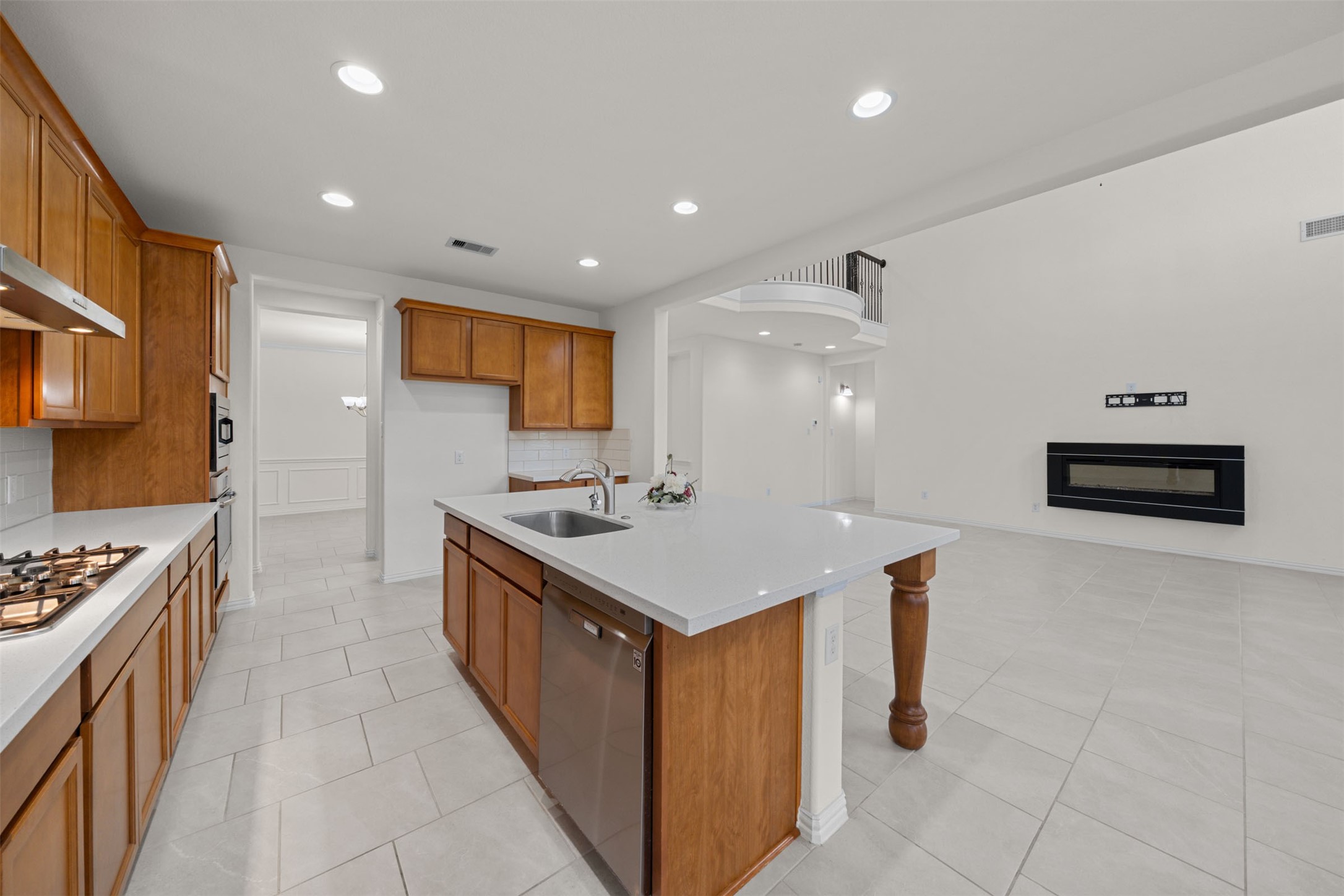 10419 Silver Shield Way Tomball, TX 77375 - Photo 10 of 50