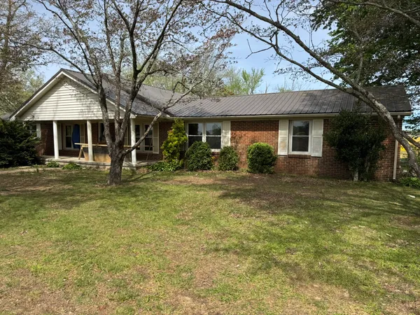 39 Pendergrass Road, Flintville, TN 37335