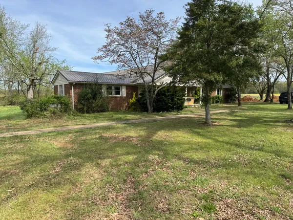39 Pendergrass Road, Flintville, TN 37335