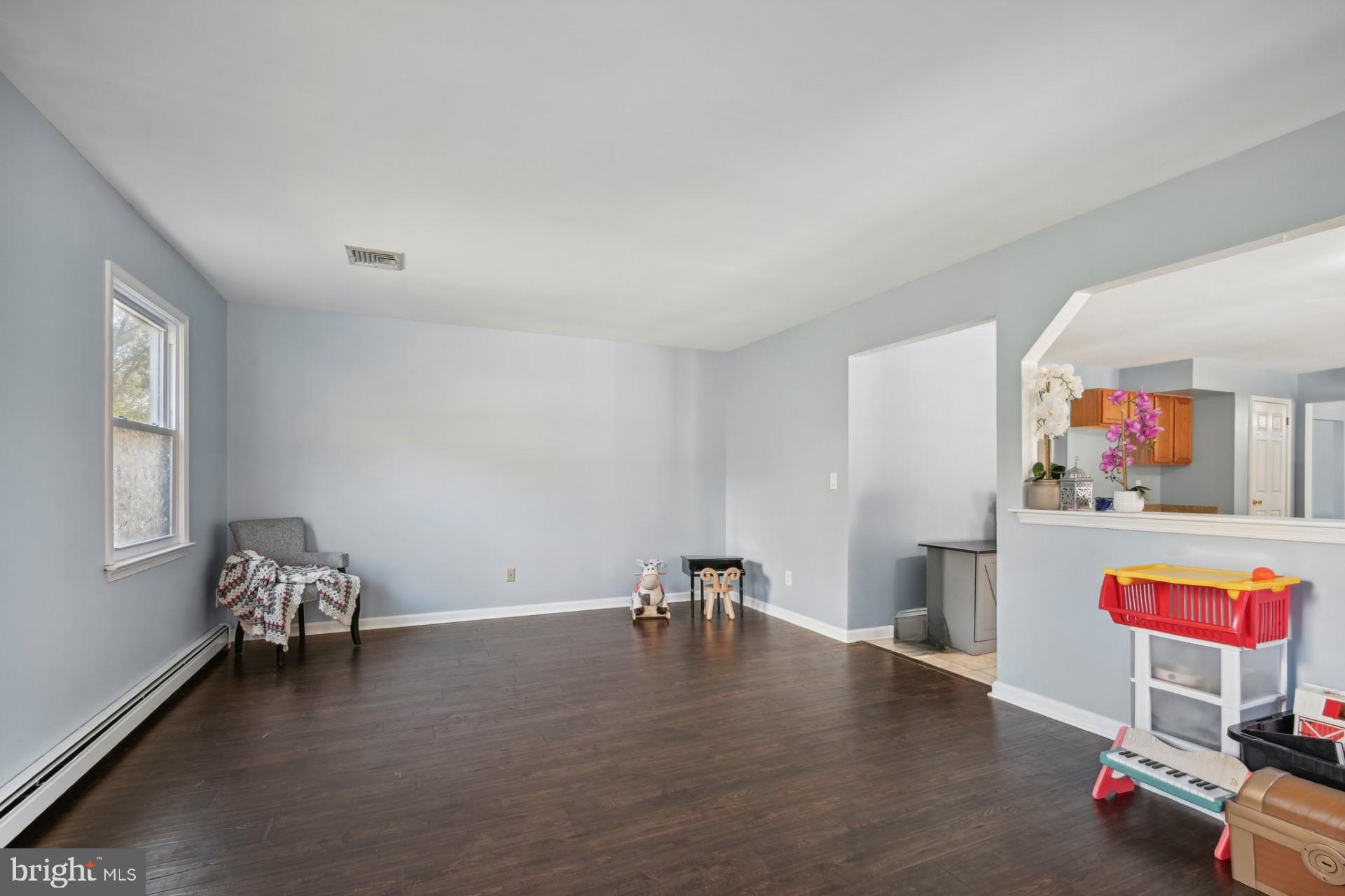 56 Templar Road Manalapan, NJ 07726 - Photo 11 of 49 Gallery Image 11