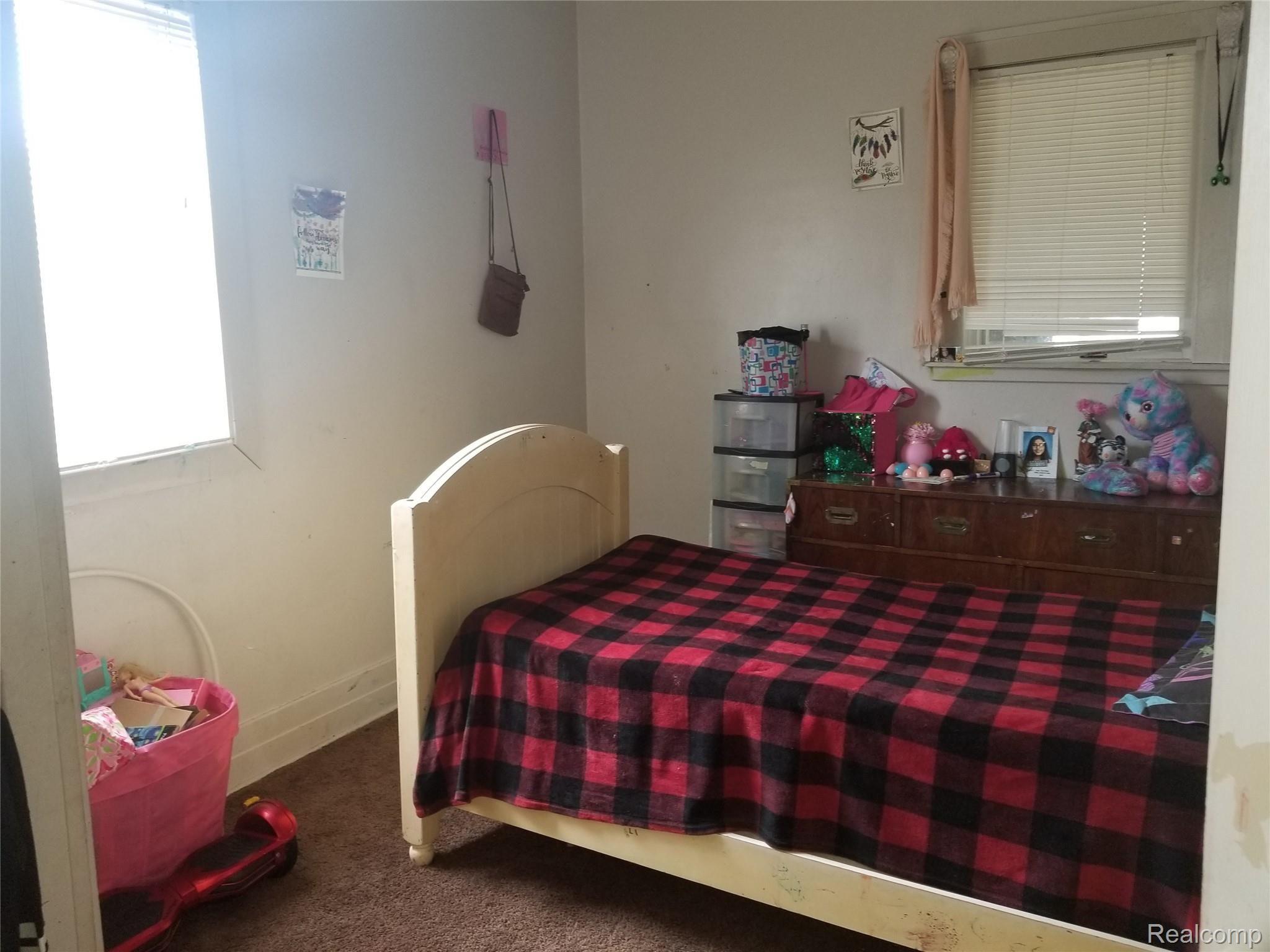 141 Oak Street River Rouge, MI 48218 - Photo 11 of 23 20190423_123131.jpg