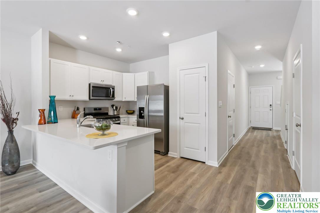 1138 Martin Road Breinigsville, PA 18031 - Photo 7 of 20