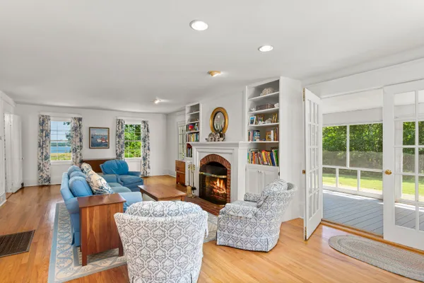$875,000 | 1505-1 Newbury Neck Road, Surry, ME 04684