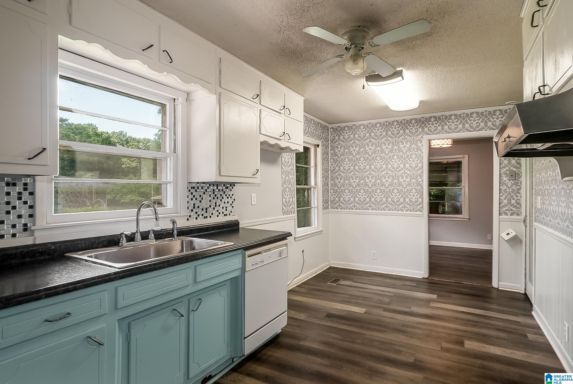 601 3rd Terrace Pleasant Grove, AL 35127 - Photo 10 of 20