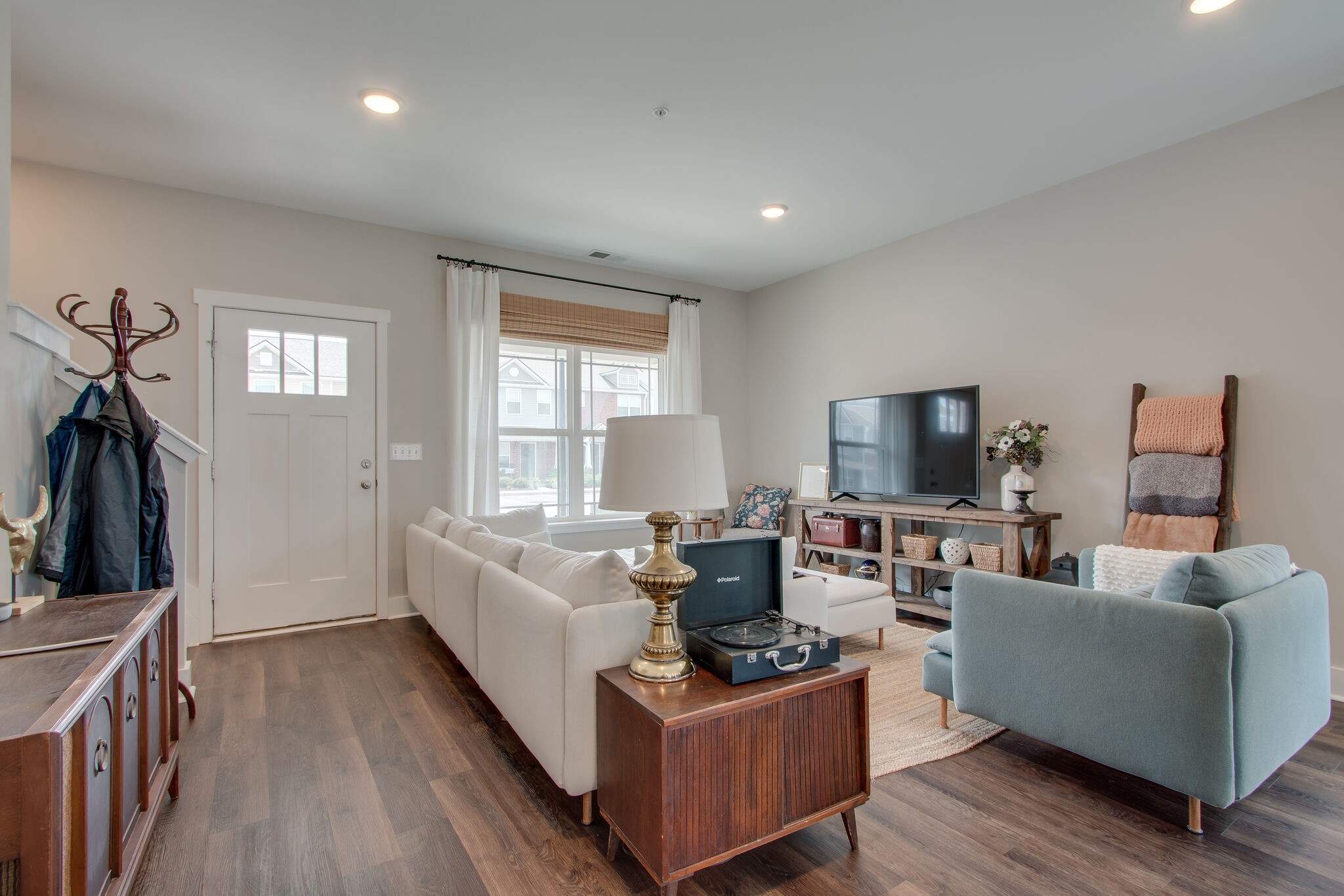 1046 Wells Way Spring Hill, TN 37174 - Photo 5 of 24