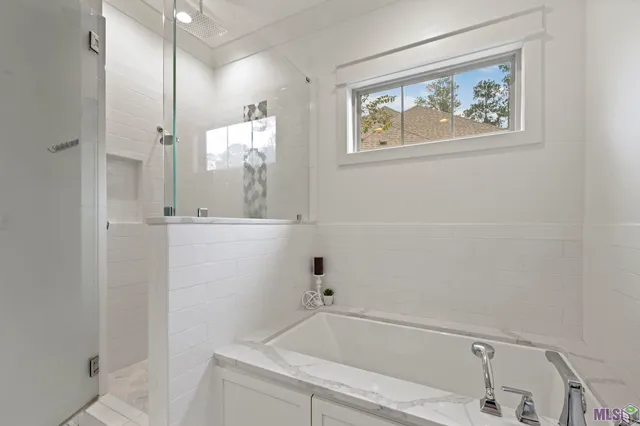 $875,000 | 9421 St Andrews Court, Denham Springs, LA 70726