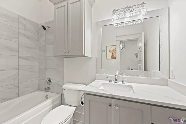 $875,000 | 9421 St Andrews Court, Denham Springs, LA 70726