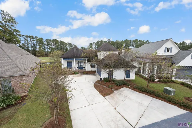 $875,000 | 9421 St Andrews Court, Denham Springs, LA 70726