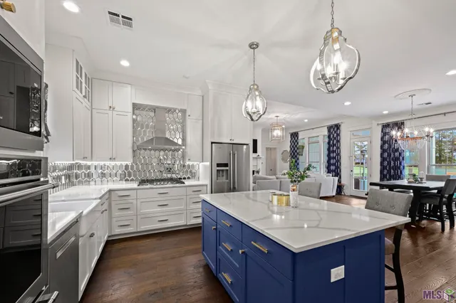 $875,000 | 9421 St Andrews Court, Denham Springs, LA 70726