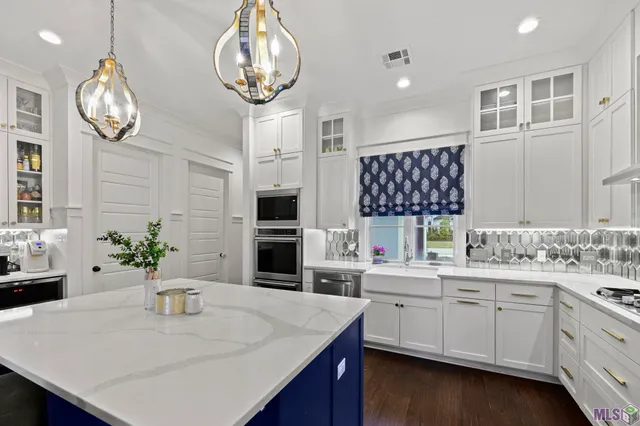 $875,000 | 9421 St Andrews Court, Denham Springs, LA 70726