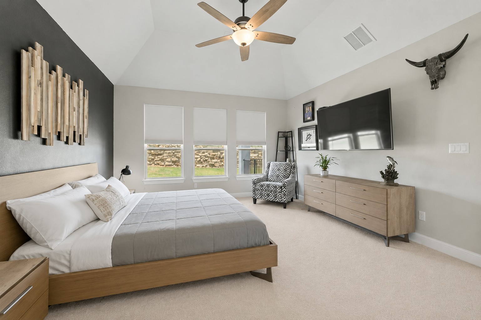 1820 Ficuzza Way Leander, TX 78641 - Photo 7 of 35 The primary suite features a
vaulted ceiling for added spaciousness.